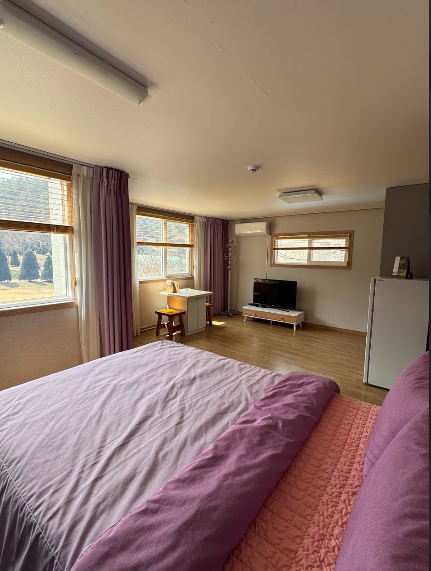 room-card-img-1