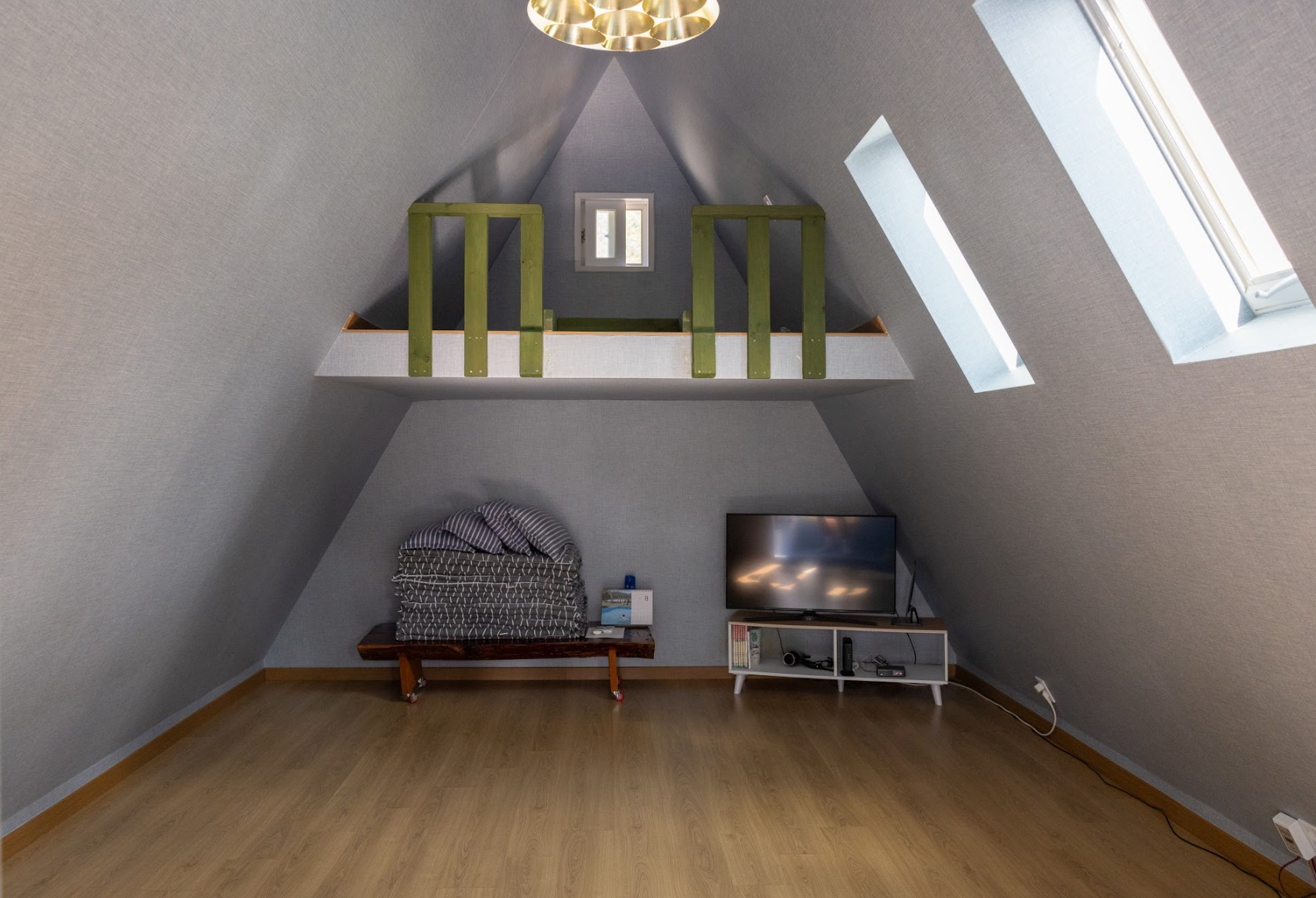 room-card-img-2