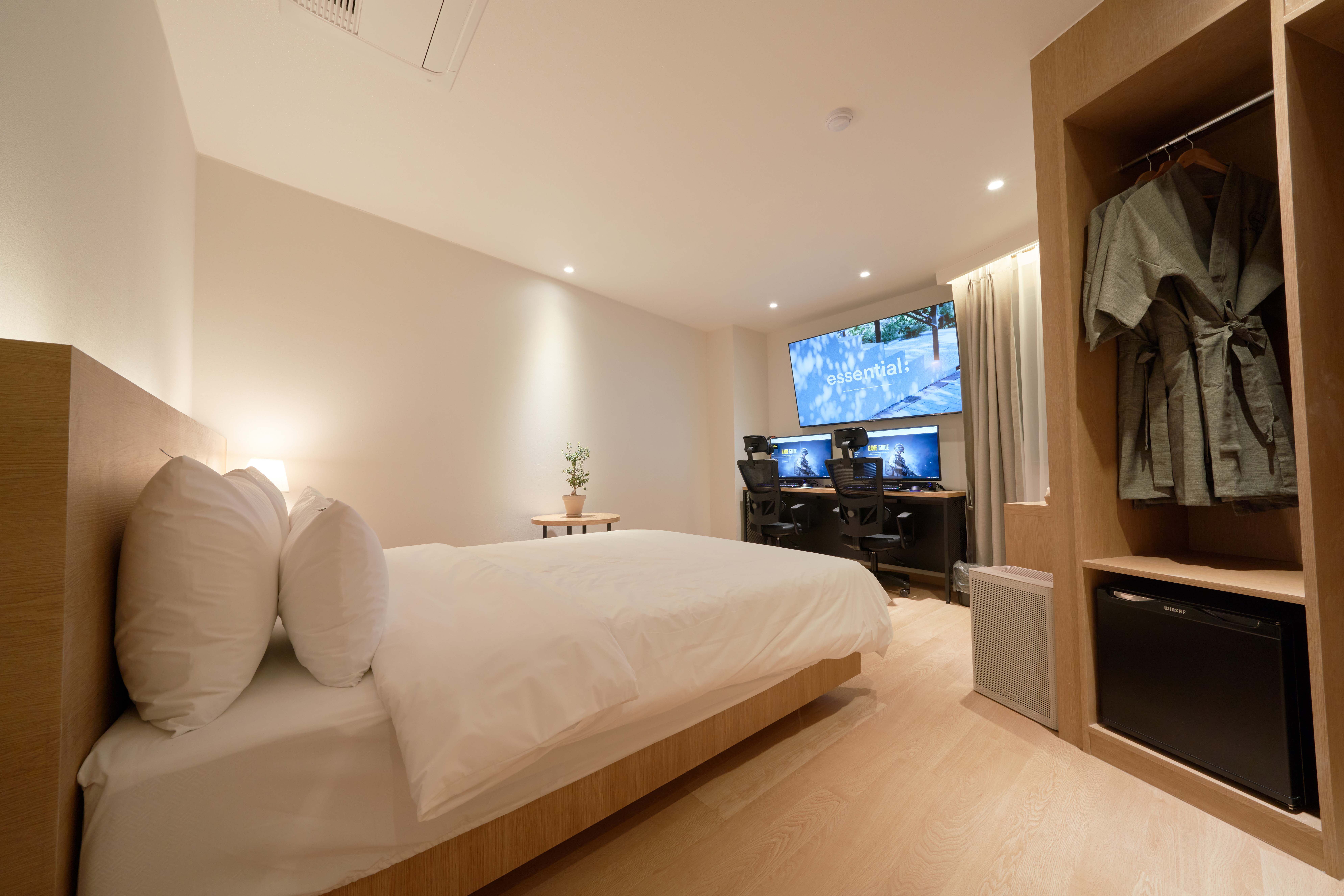 room-card-img-1