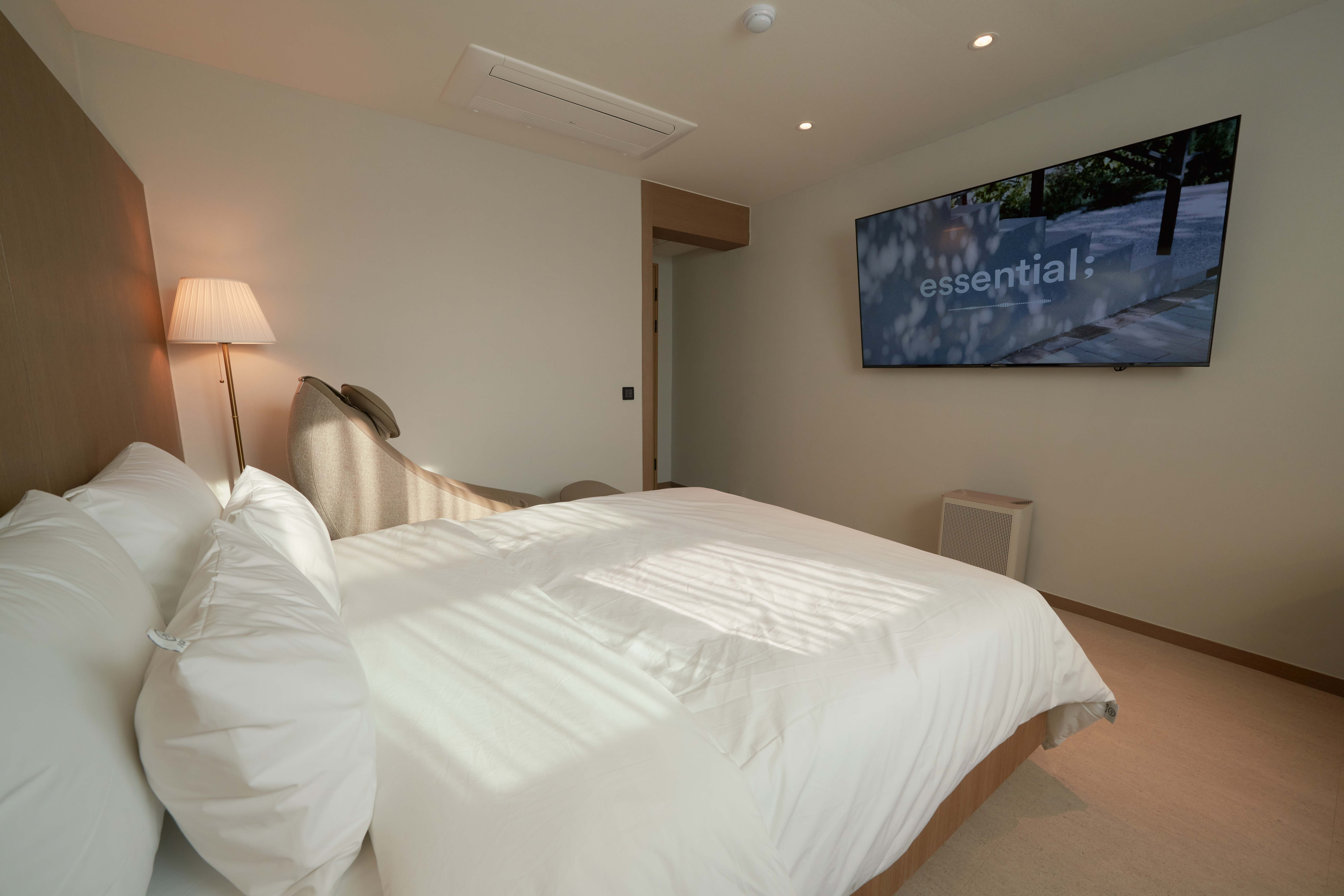 room-card-img-0