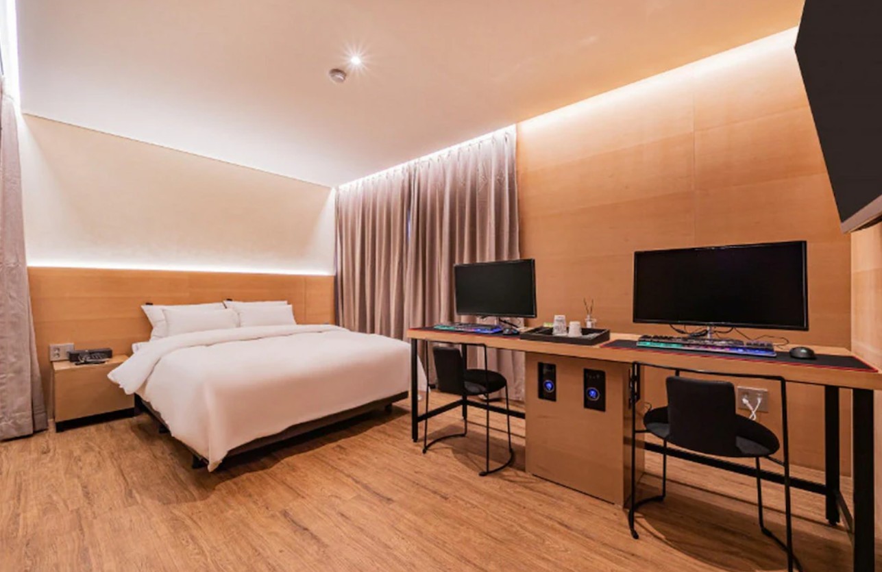room-card-img-0