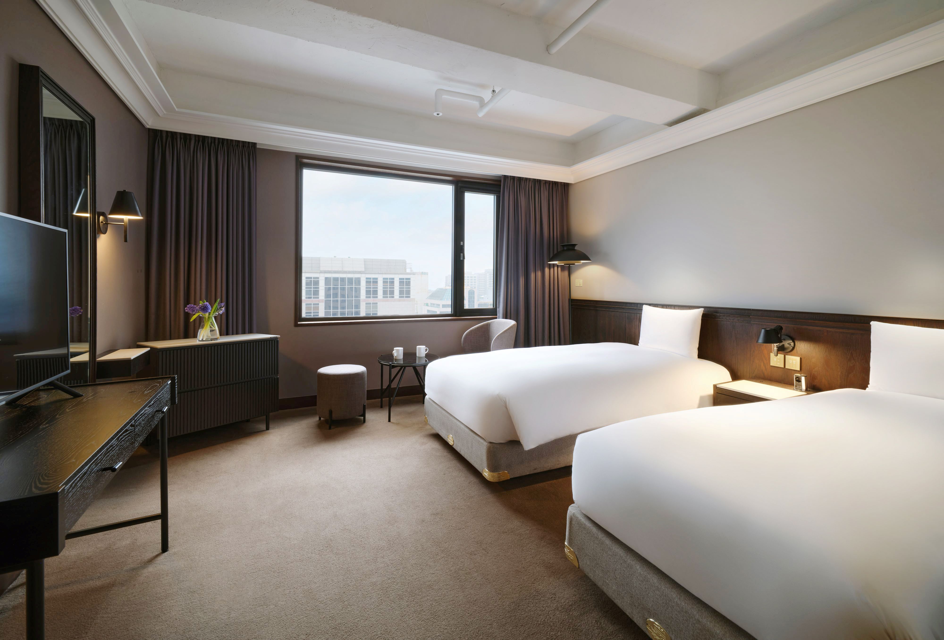 room-card-img-0