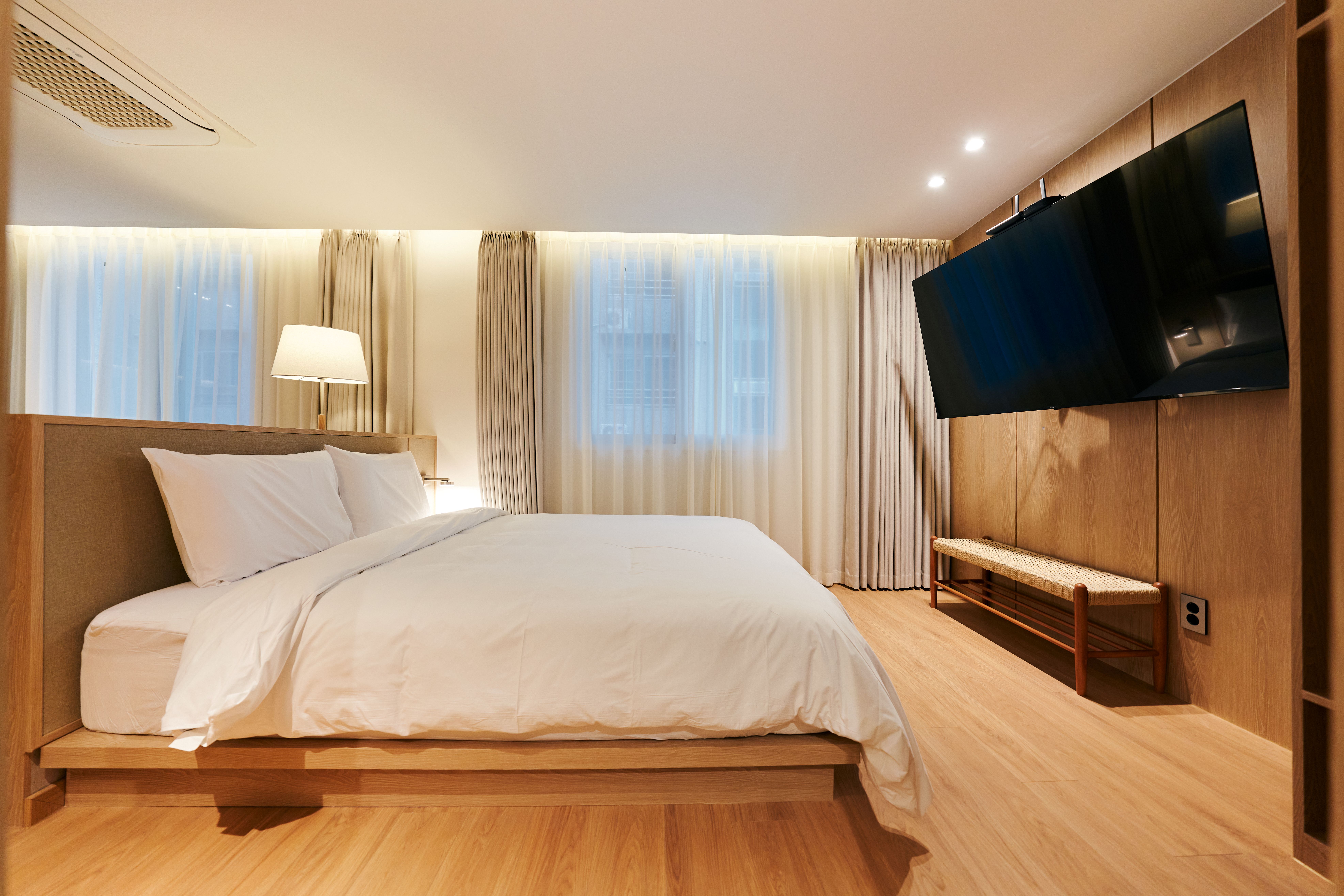 room-card-img-0