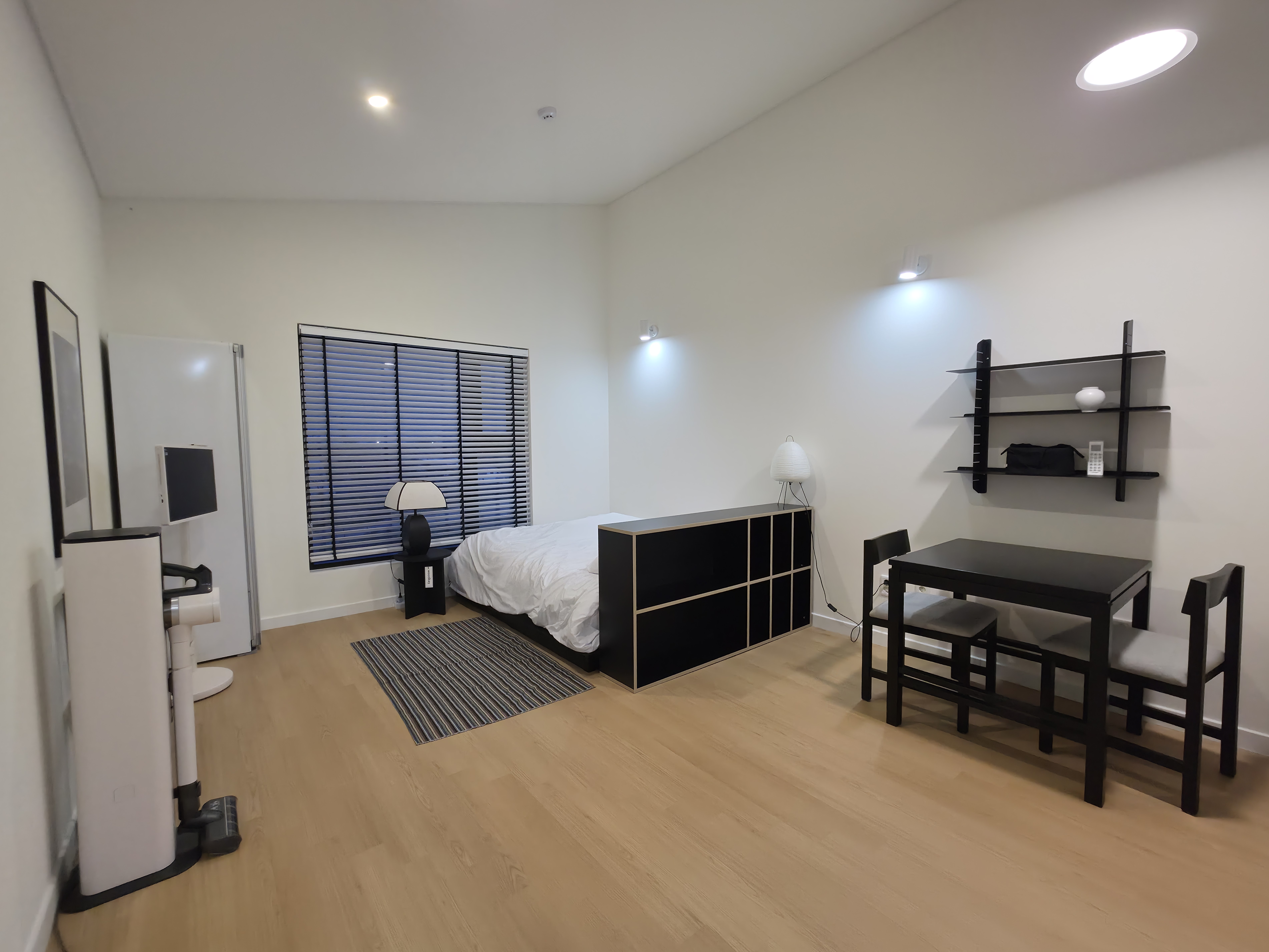 room-card-img-0