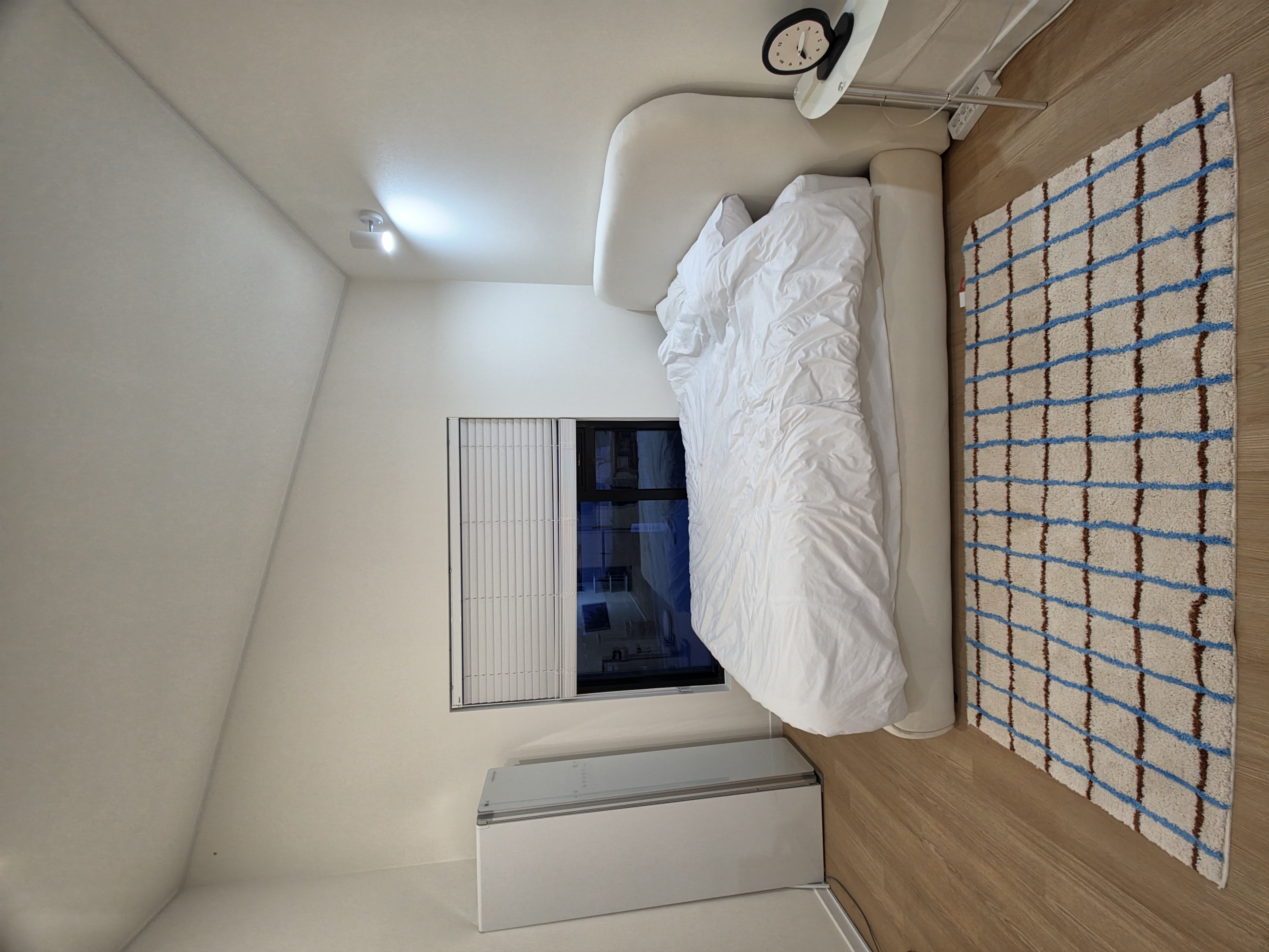 room-card-img-2