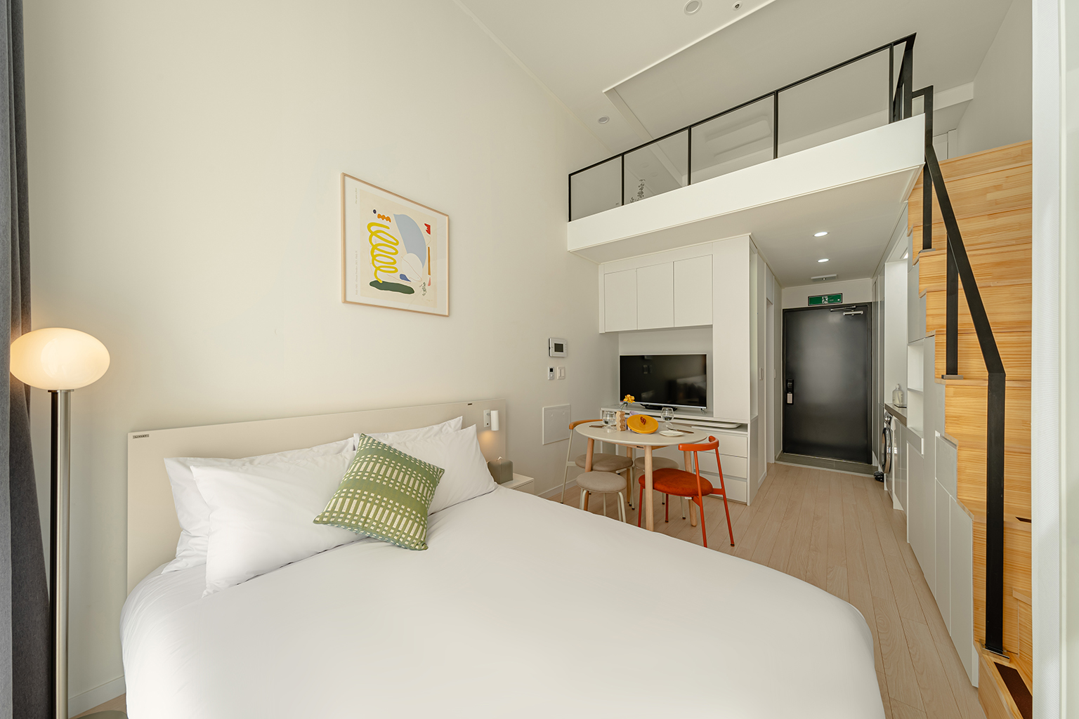 room-card-img-0