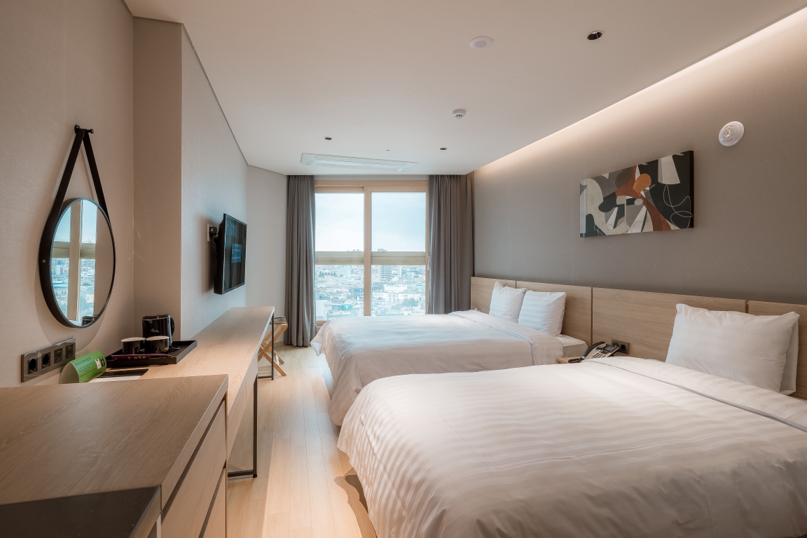room-card-img-0