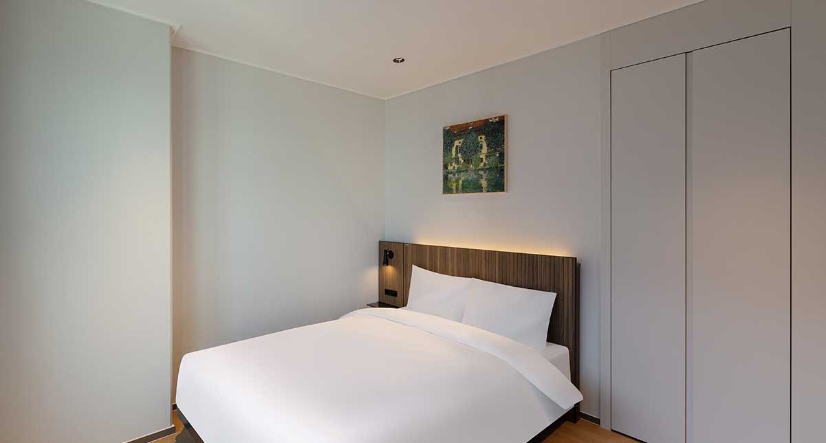 room-card-img-4